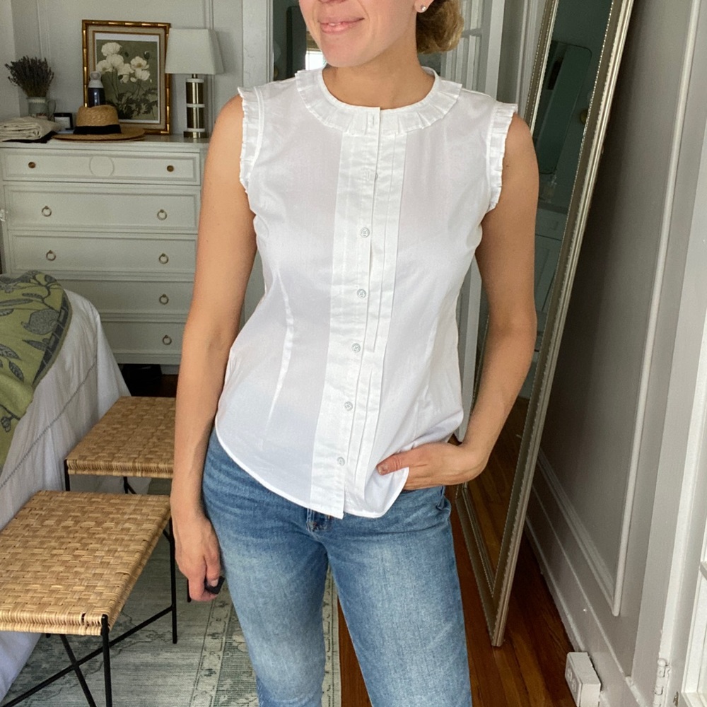 Brooks Brothers Red Fleece White Ruffle Top size 2